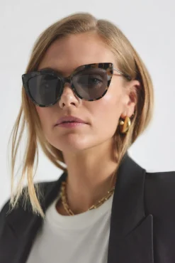 Campbell Cat Eye Oversized Sunglasses