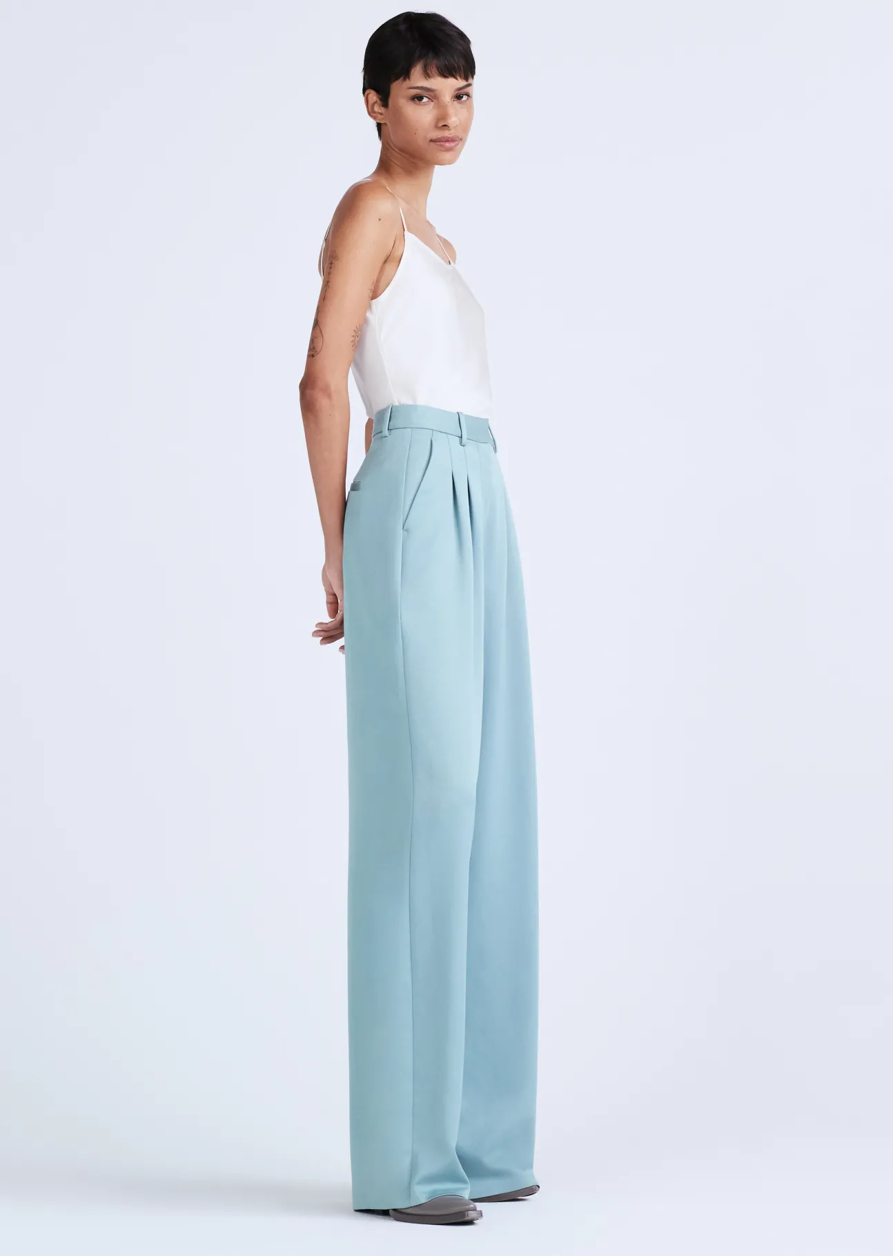 Joetta Wide Leg Pleat Front Trouser