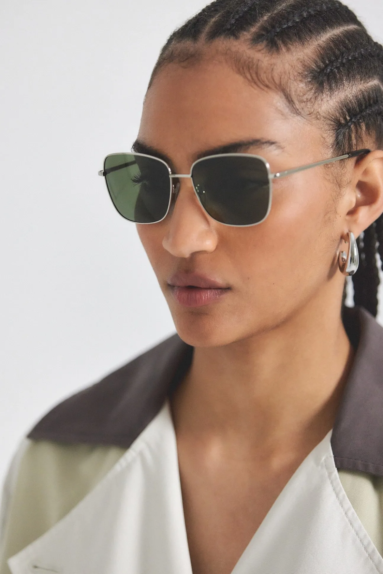 Millie Classic Single Wire Rectangle Sunglasses