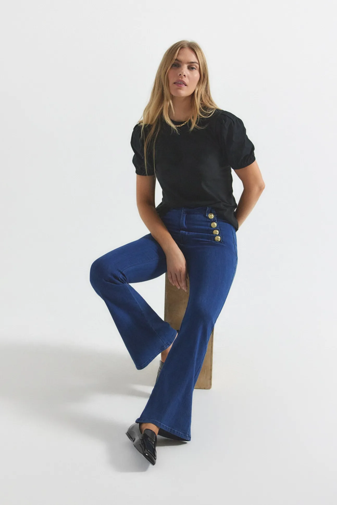 Robertson Flare Jeans